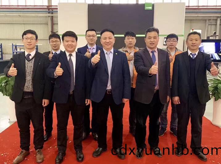 20千瓦大功(gong)率光纖(xian)激光切割設(shè)備成功交付客戶