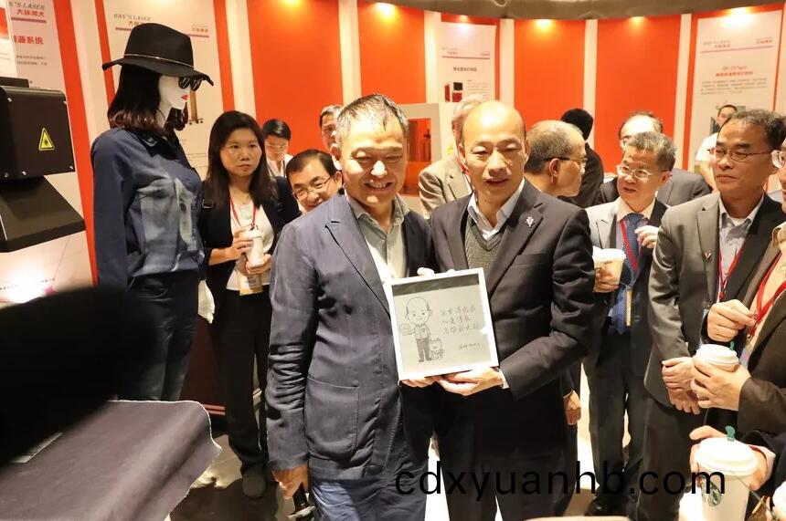 大族激光董事長(zhǎng)高云峰接待臺(tái)灣市長(zhǎng)考察團(tuán)