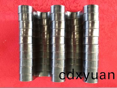 鐵(tie)板高速光(guang)纖激光切(qie)割樣品